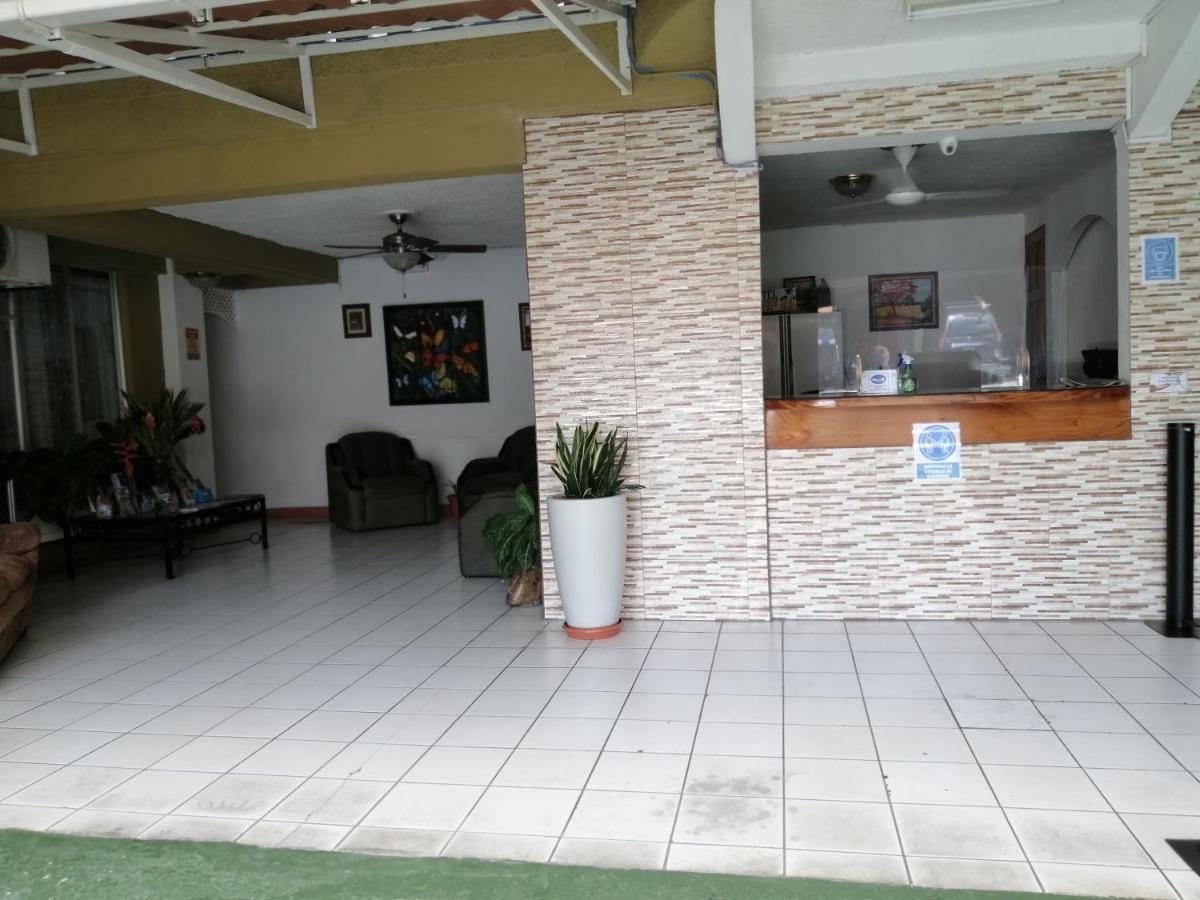 Hotel Malinche Quepos Extérieur photo